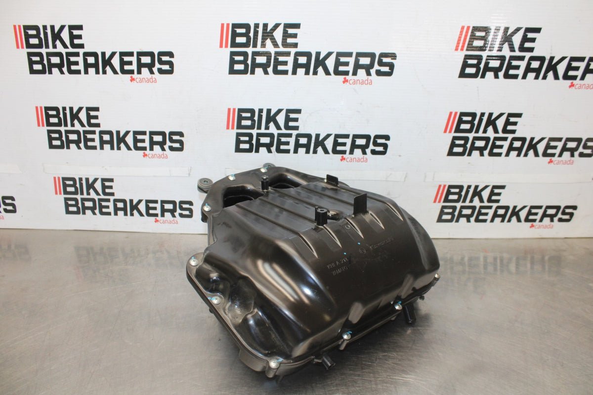 25 KAWASAKI Z900 AIRBOX AIR INTAKE FILTER BOX BB928