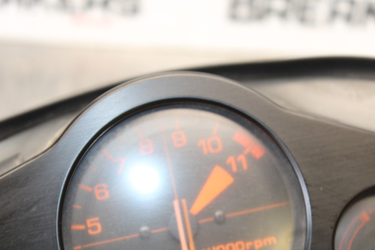 84 HONDA INTERCEPTOR 1000 VF1000F SPEEDO GAUGES DISPLAY CLUSTER METER BB878
