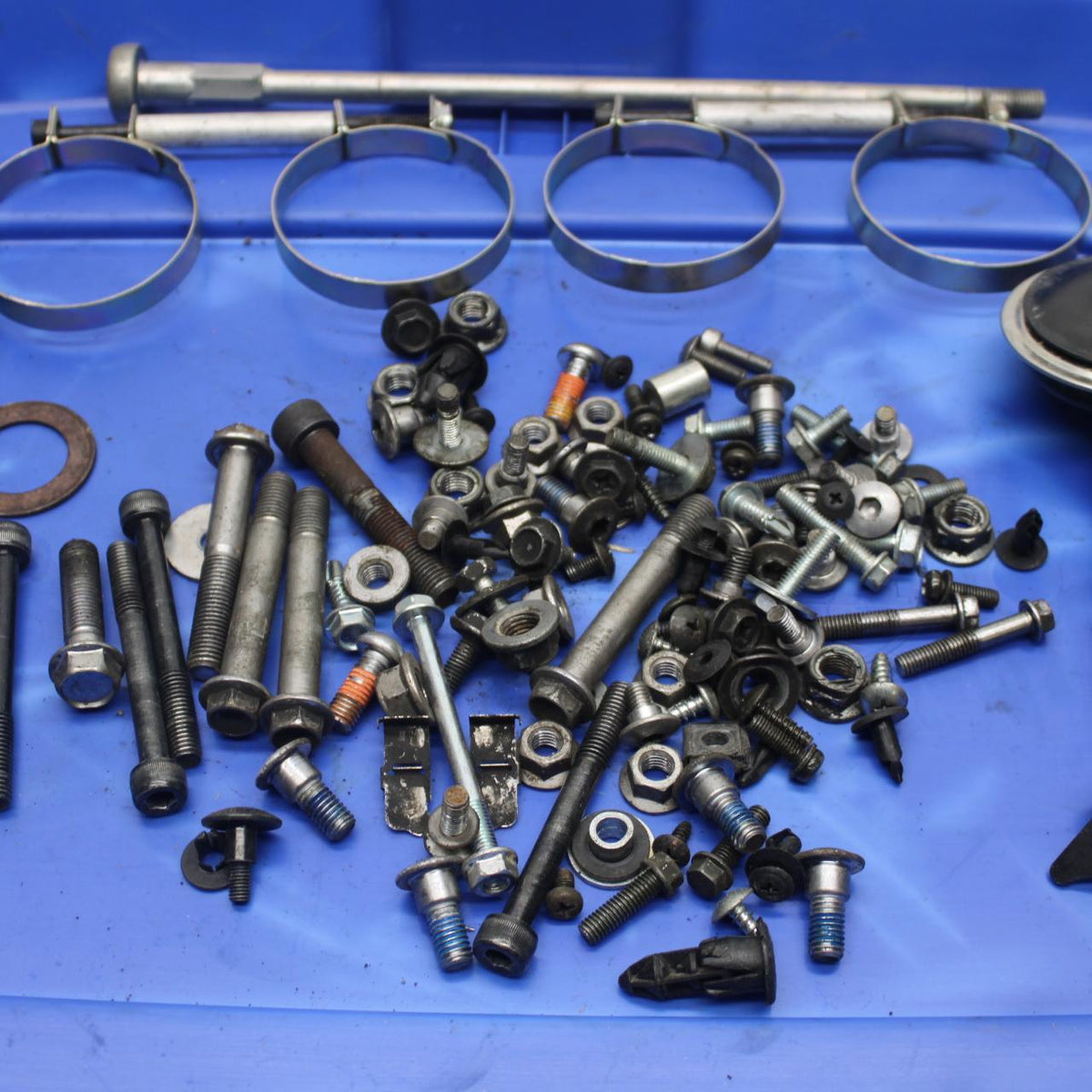 2016 Kawasaki ZX10R ZX1000 ABS KRT Edition ENGINE MISC BOLTS HARDWARE  BB86