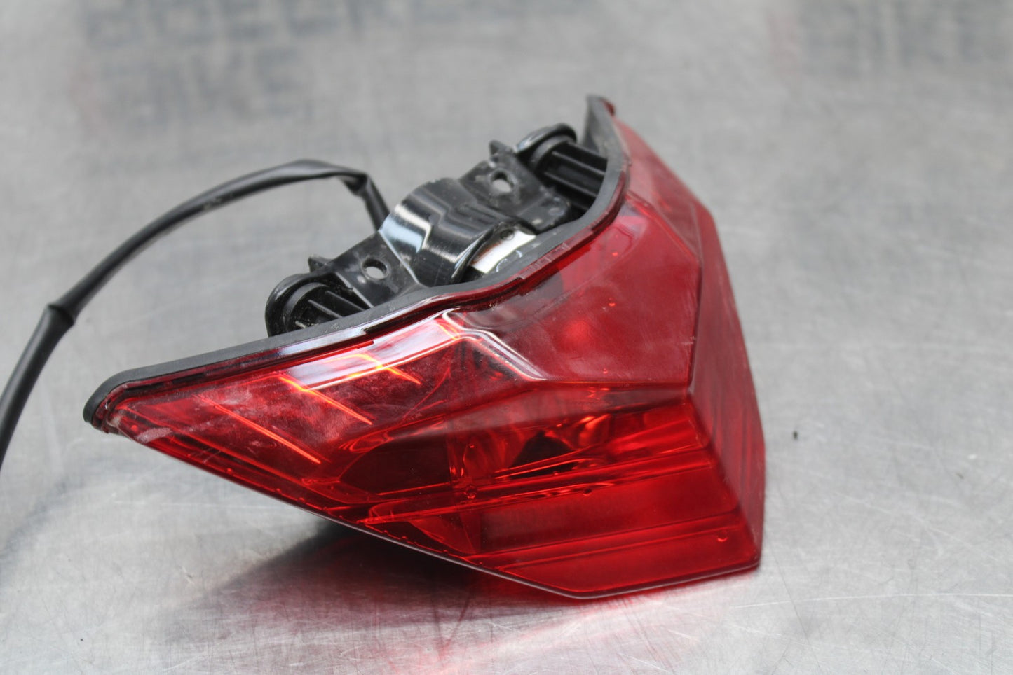 13-17 KAWASAKI NINJA 300 EX300 ABS REAR TAIL TAILLIGHT BACK BRAKE LIGHT BB187