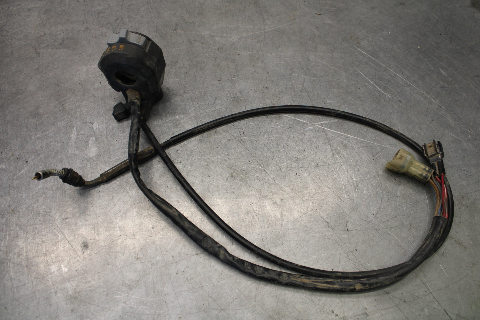 2004 Yamaha Raptor 660R YFM660R LEFT HANDLEBAR CONTROL SWITCH BB695