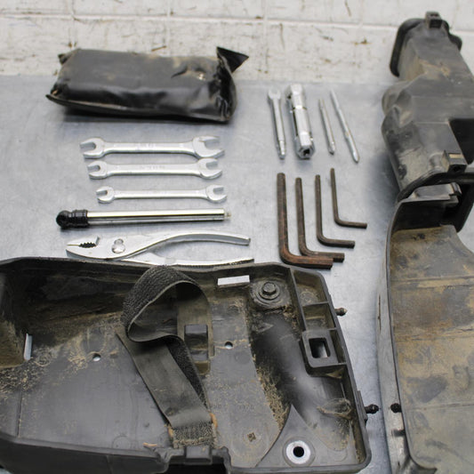 2005 Kawasaki Vulcan 1500 Classic STOCK TOOLS OEM TOOL BAG KIT SET BB576