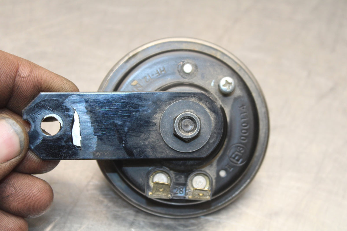22-25 YAMAHA YZF R7 HORN SIGNAL BB850
