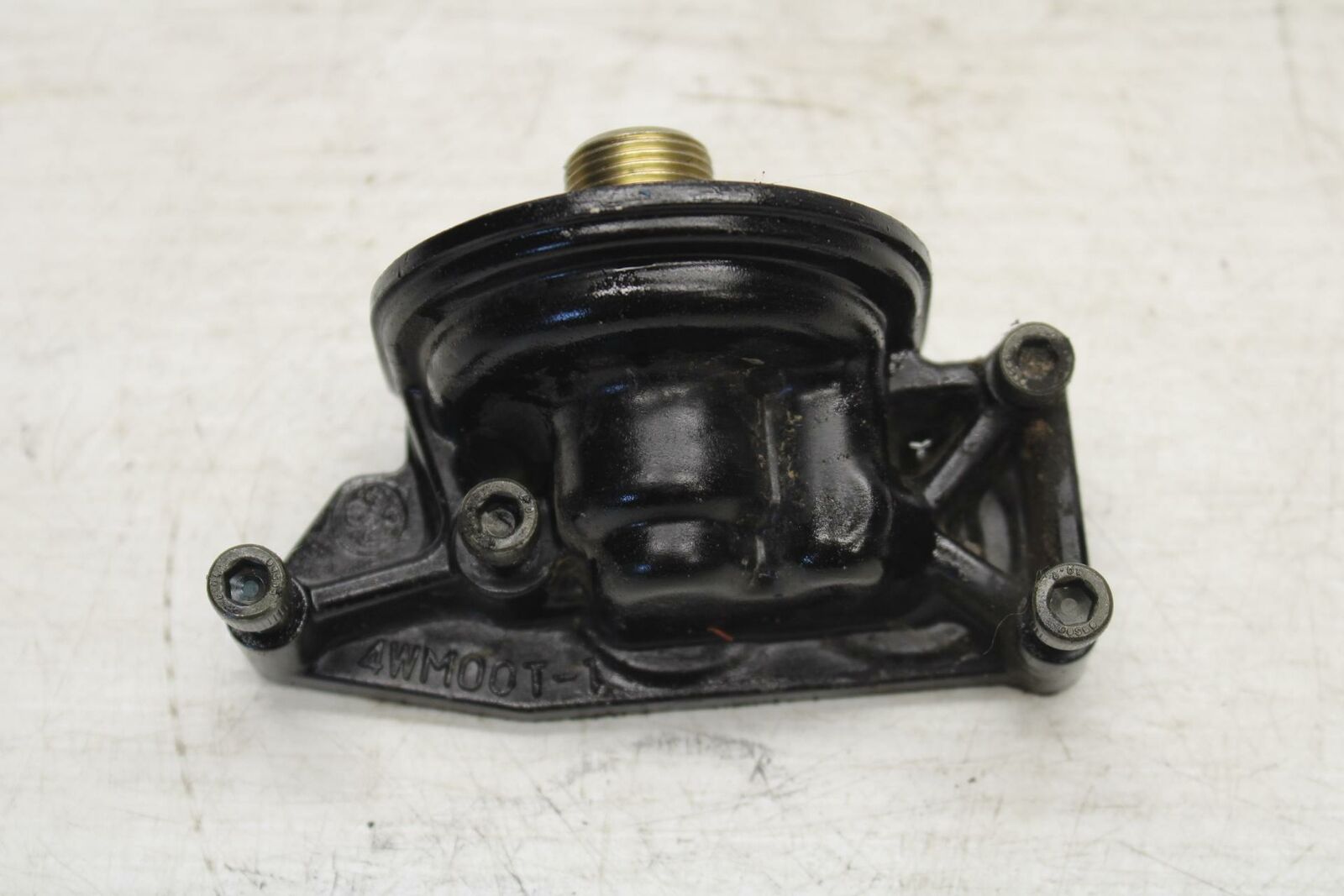 06 YAMAHA ROAD STAR XV1700PC WARRIOR OIL FILTER UNION BOLT MOUNT SUPPORT BB262