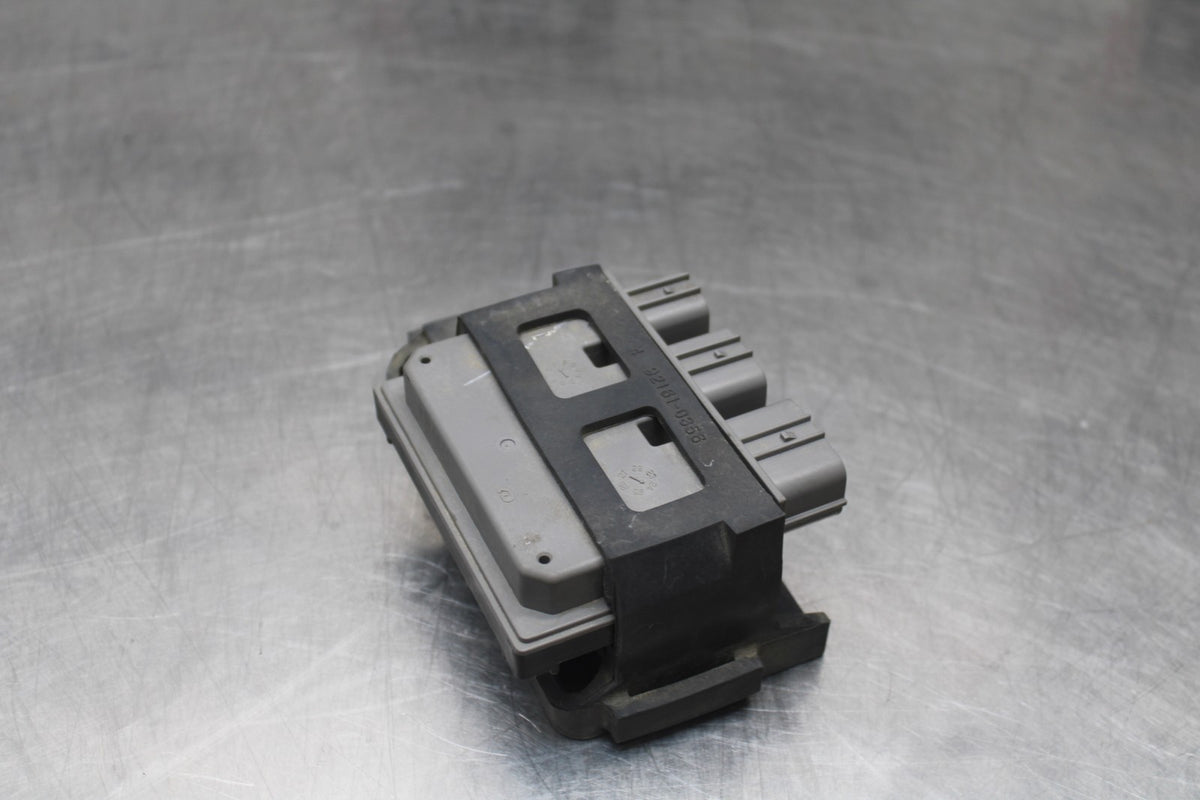 24 KAWASAKI NINJA 500 ABS RELAY ASSEMBLY BOX BB818