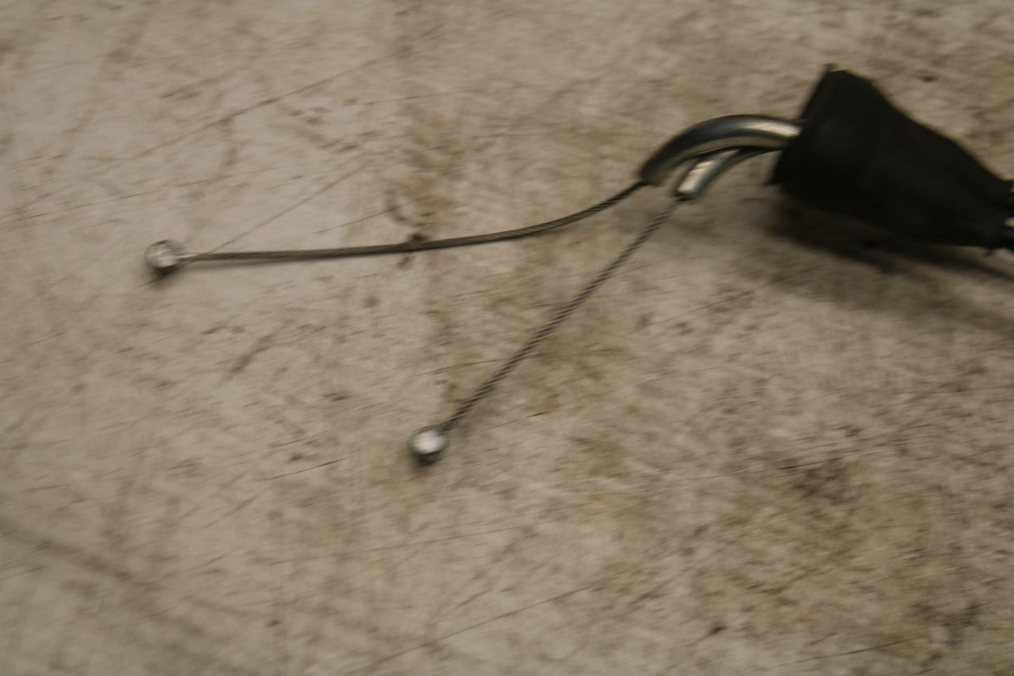 05-21 SUZUKI DRZ400SM THROTTLE CABLES LINES BB376