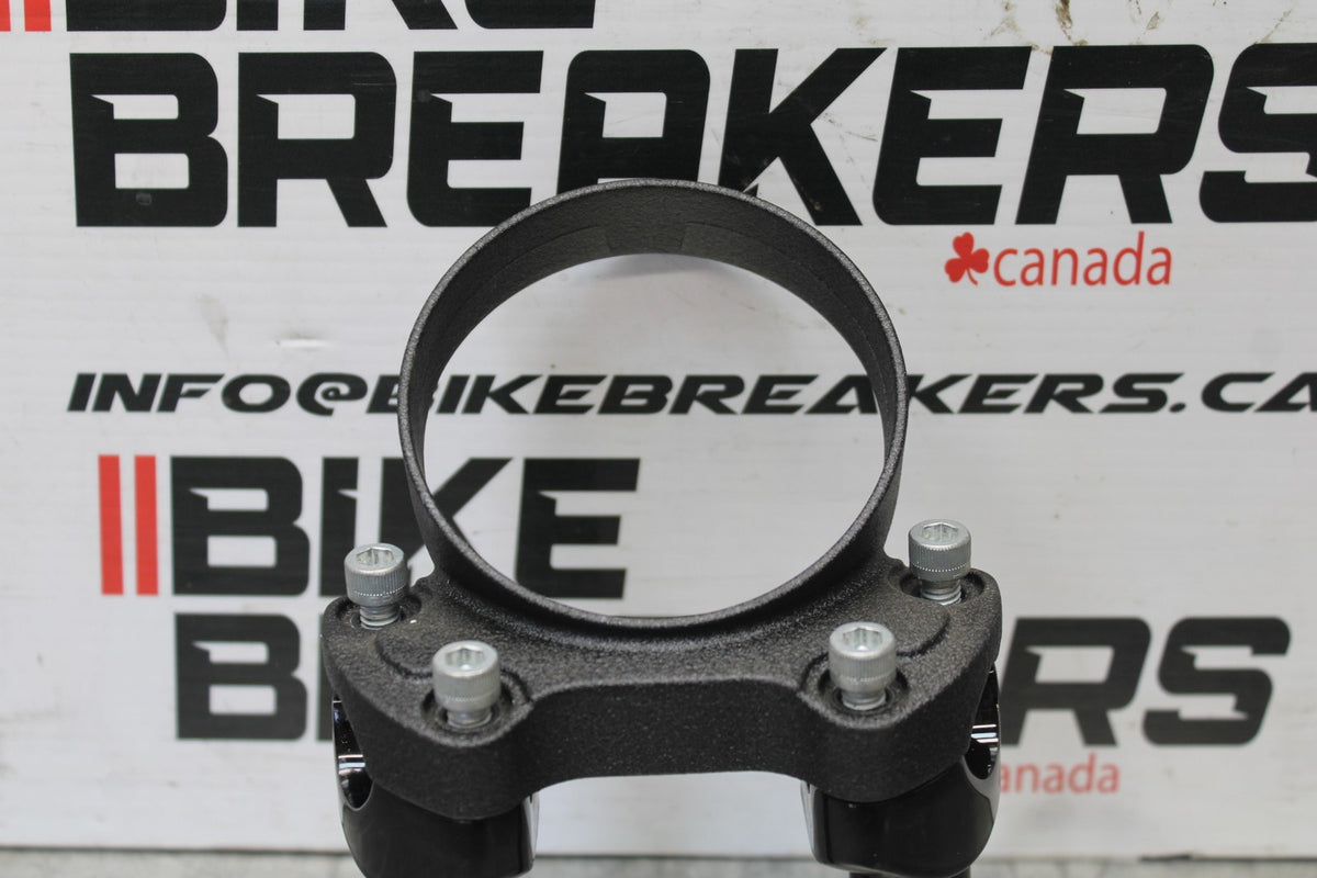 22 HARLEY-DAVIDSON SOFTAIL HANDLEBAR RISERS/ GUAGE HOLDER BB859