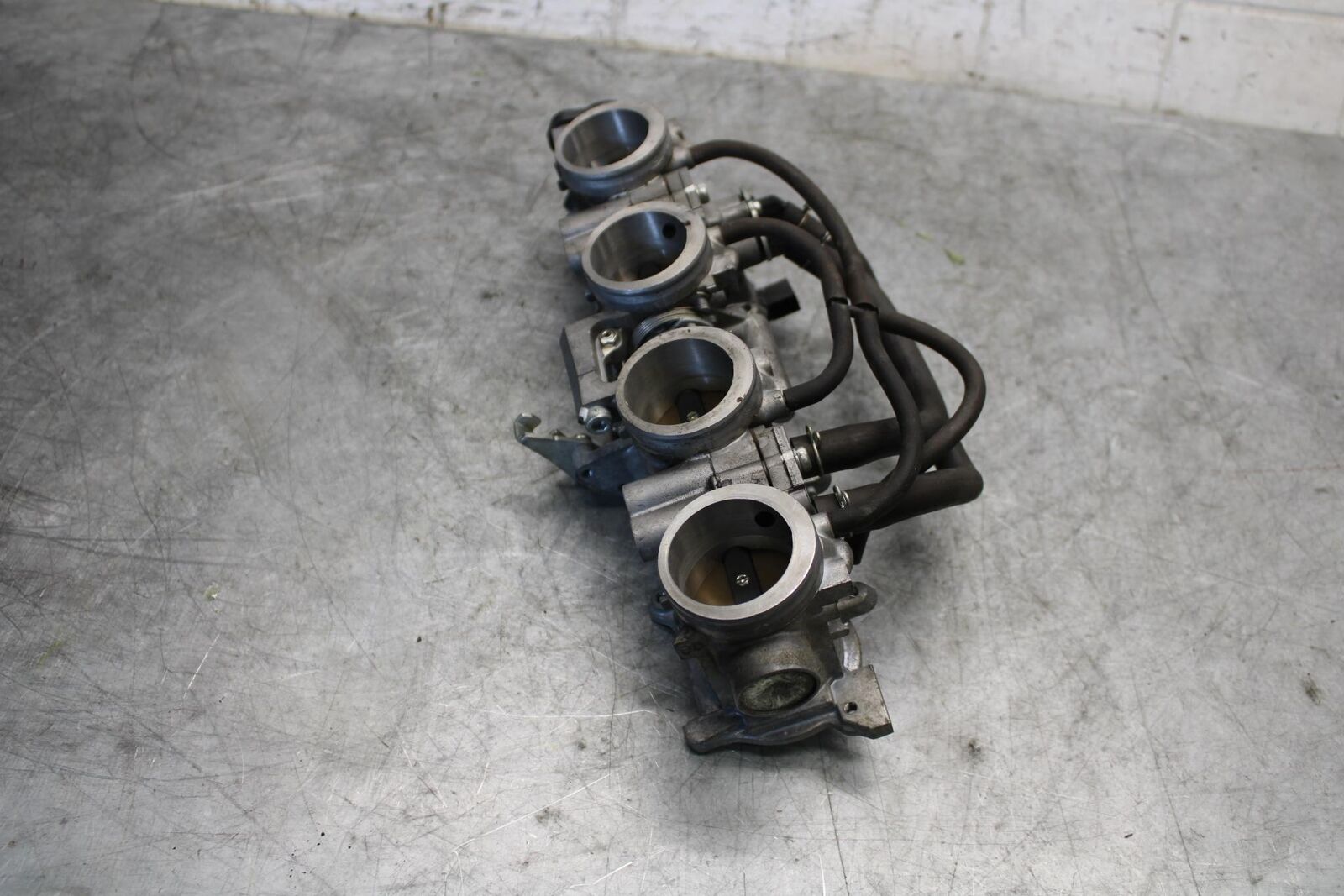 07-12 HONDA CBR600RR MAIN FUEL INJECTORS / THROTTLE BODIES 16401-MFJ-A01 BB542