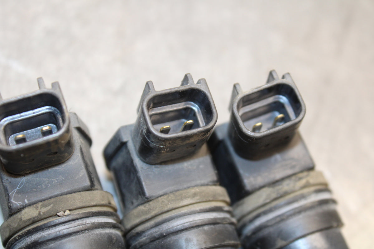 07-12 HONDA CBR600RR IGNITION COILS COIL SPARK PLUG CAPS 30700-MEE-641 BB672