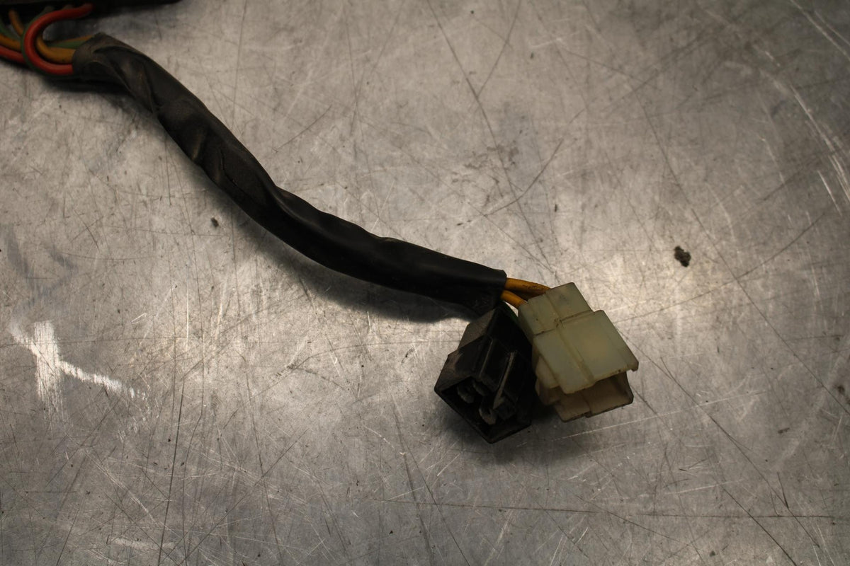 2005 Ducati Monster S2R RECTIFIER VOLTAGE REGULATOR BB557