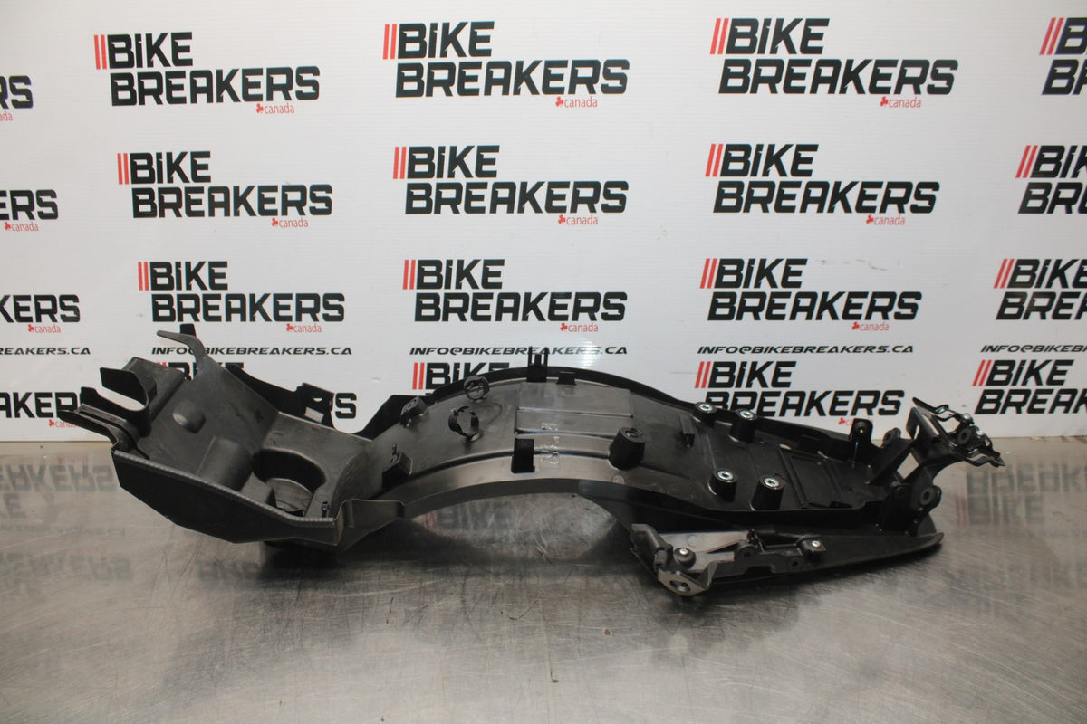 23-24 KAWASAKI NINJA ZX14R REAR BACK TAIL UNDERTAIL FAIRING COWL FENDER BB764