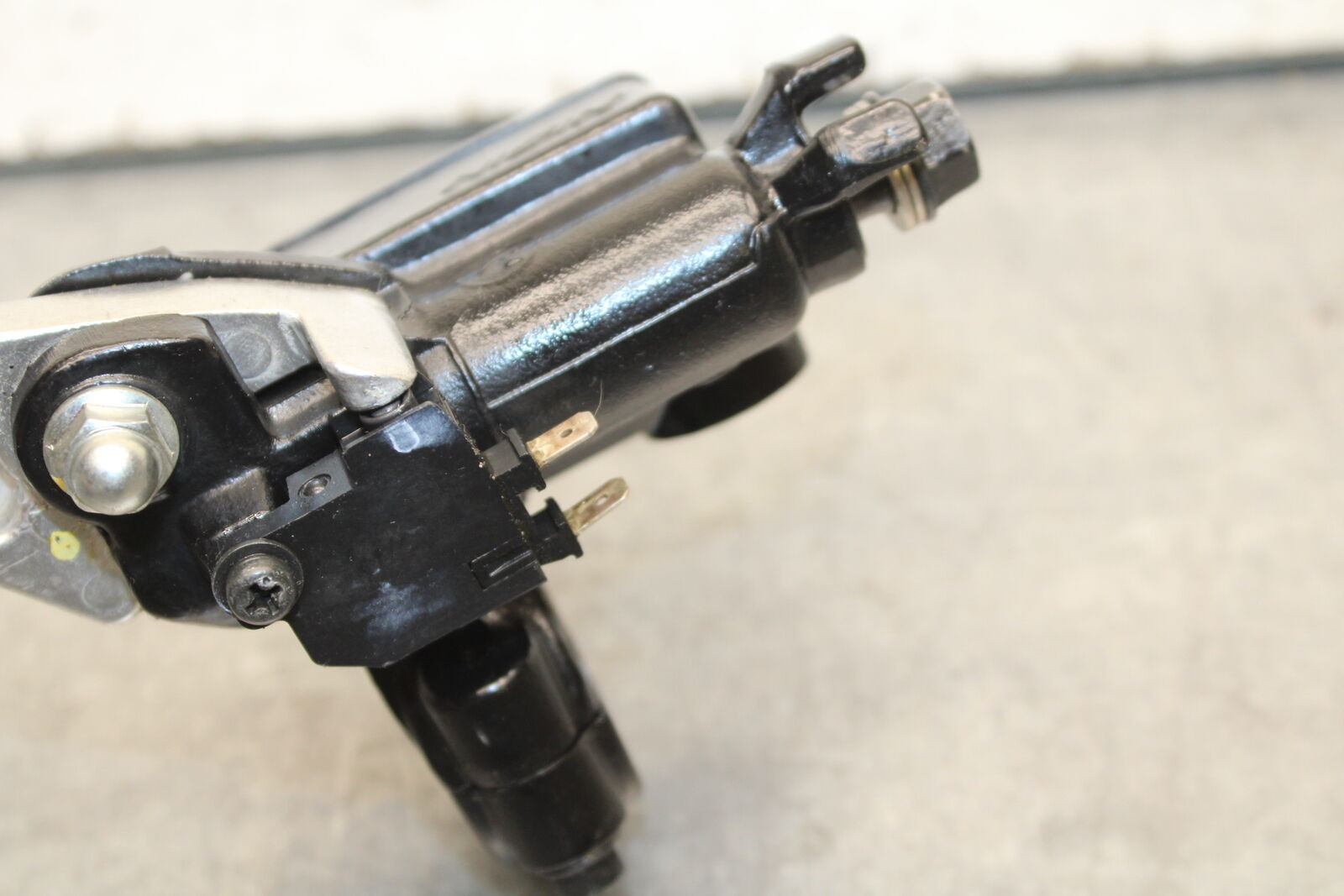 13-15 HONDA CBR500R FRONT BRAKE MASTER CYLINDER w/ LEVER 45510-MGZ-305 BB315