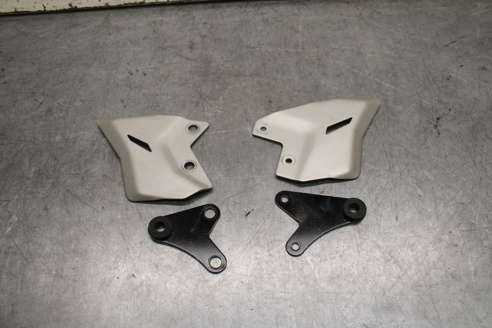 18-24 KAWASAKI NINJA 650  REARSET REAR HEEL GUARD COVER SET BB725
