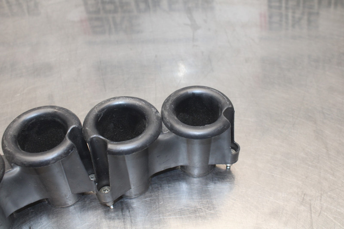 01-06 HONDA CBR600F4I AIRBOX INTAKE VELOCITY STACKS BB778
