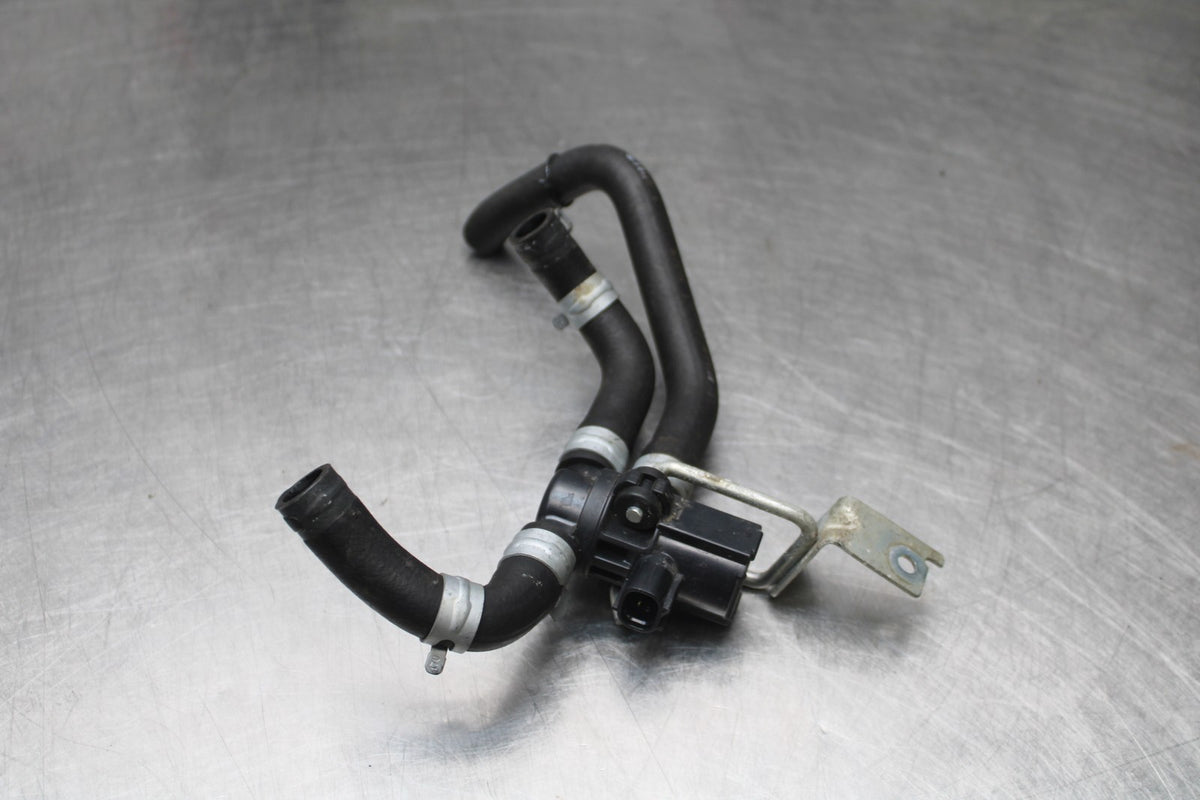 11-24 SUZUKI GSXR750 AIR VALVE SOLENOID TOP ENGINE SWITCH SENSOR BB630