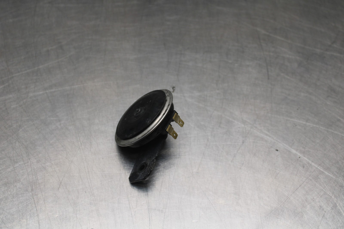 18-26 KAWASAKI Z400 HORN SIGNAL BB852