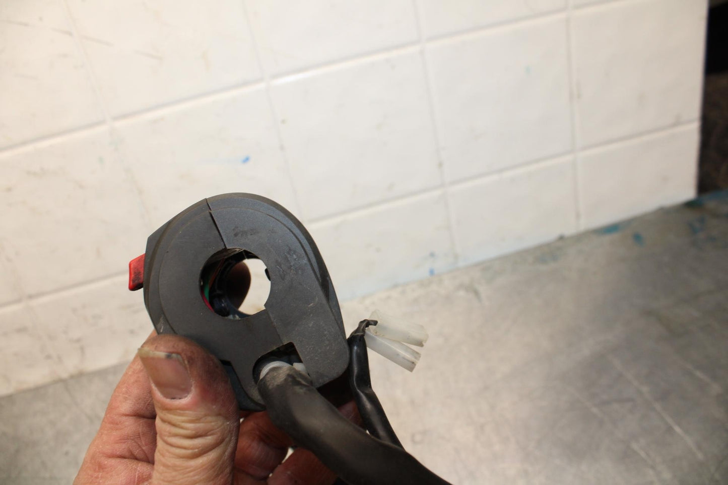 08-09 KAWASAKI NINJA ZX14R LEFT CLIP ON HANDLE HORN SIGNALS SWITCH SWITCHES BB73