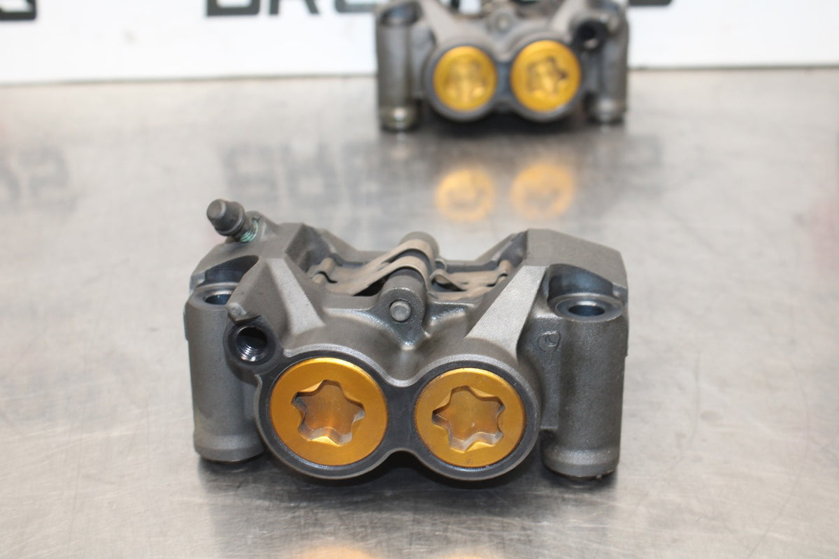 05 YAMAHA YZF R6 RIGHT LEFT FRONT BRAKE CALIPER SET PAIR CALIPERS BB814