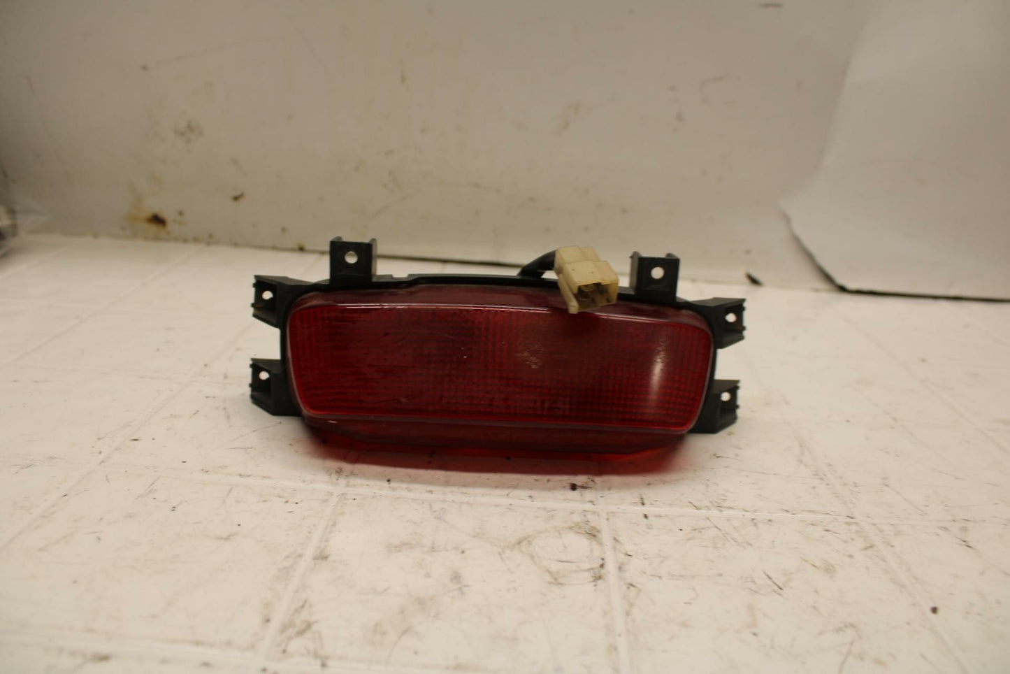 93-96 SUZUKI GSXR1100W REAR TAIL TAILLIGHT BACK BRAKE LIGHT BB12