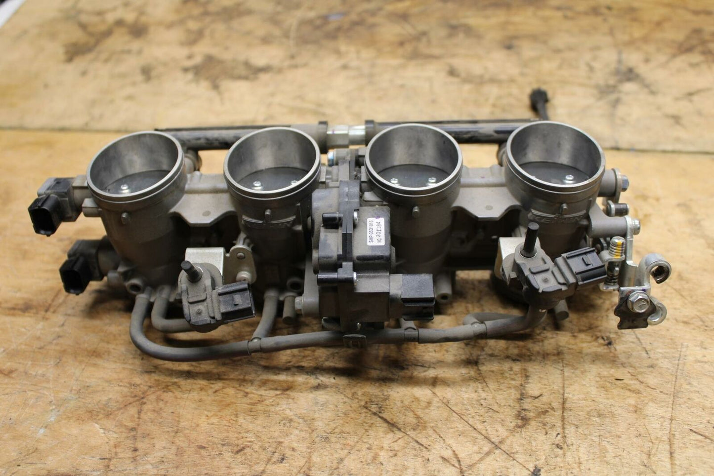 19-20 KAWASAKI NINJA ZX6R MAIN FUEL INJECTORS / THROTTLE BODIES BB338