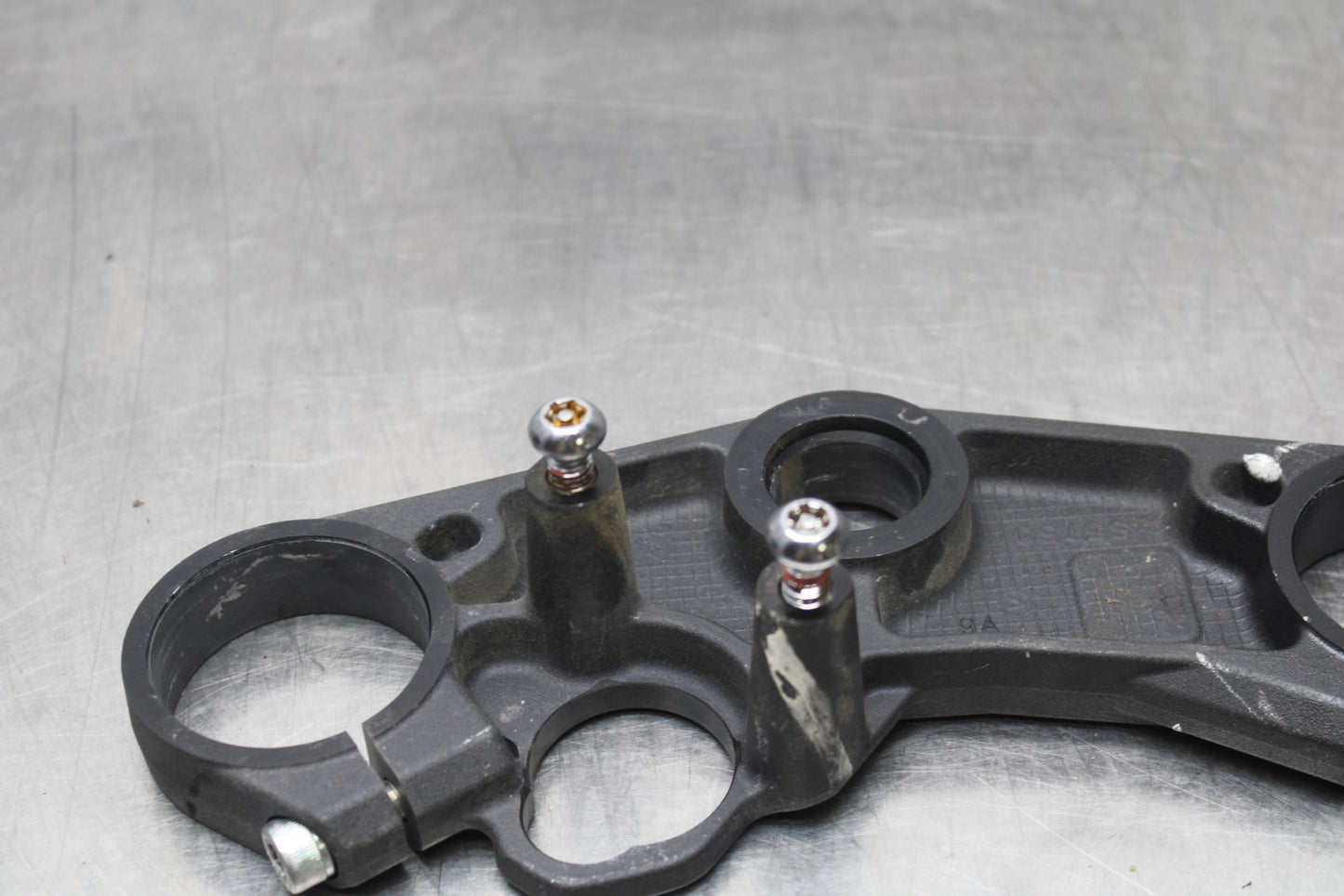 11-22 SUZUKI GSXR 600  FORKS UPPER TRIPLE TREE CLAMP BB193