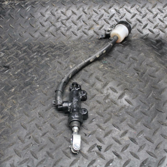 17 KAWASAKI NINJA 300 BACK BRAKE MASTER CYLINDER W RESERVOIR 43015-0621 BB215