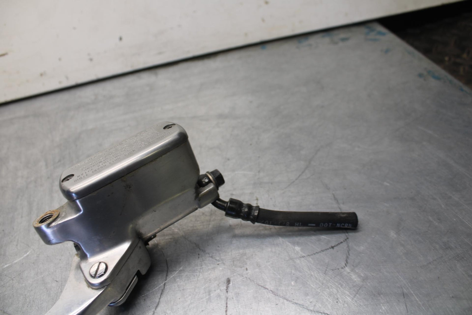  01-02 HONDA SHADOW SPIRIT 750 FRONT BRAKE MASTER CYLINDER BB632