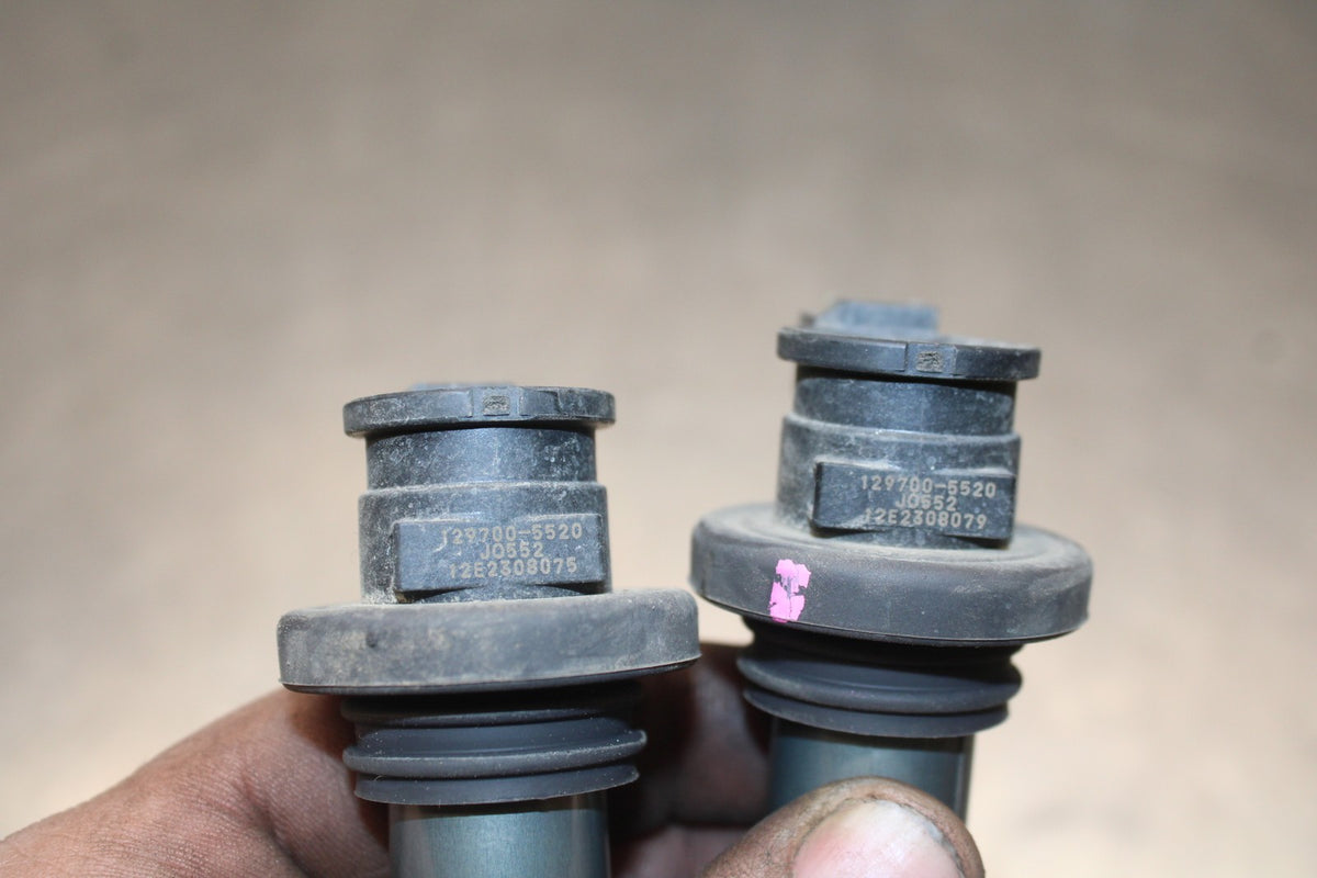 18-26 KAWASAKI Z400 IGNITION COILS COIL SPARK PLUG CAPS BB852