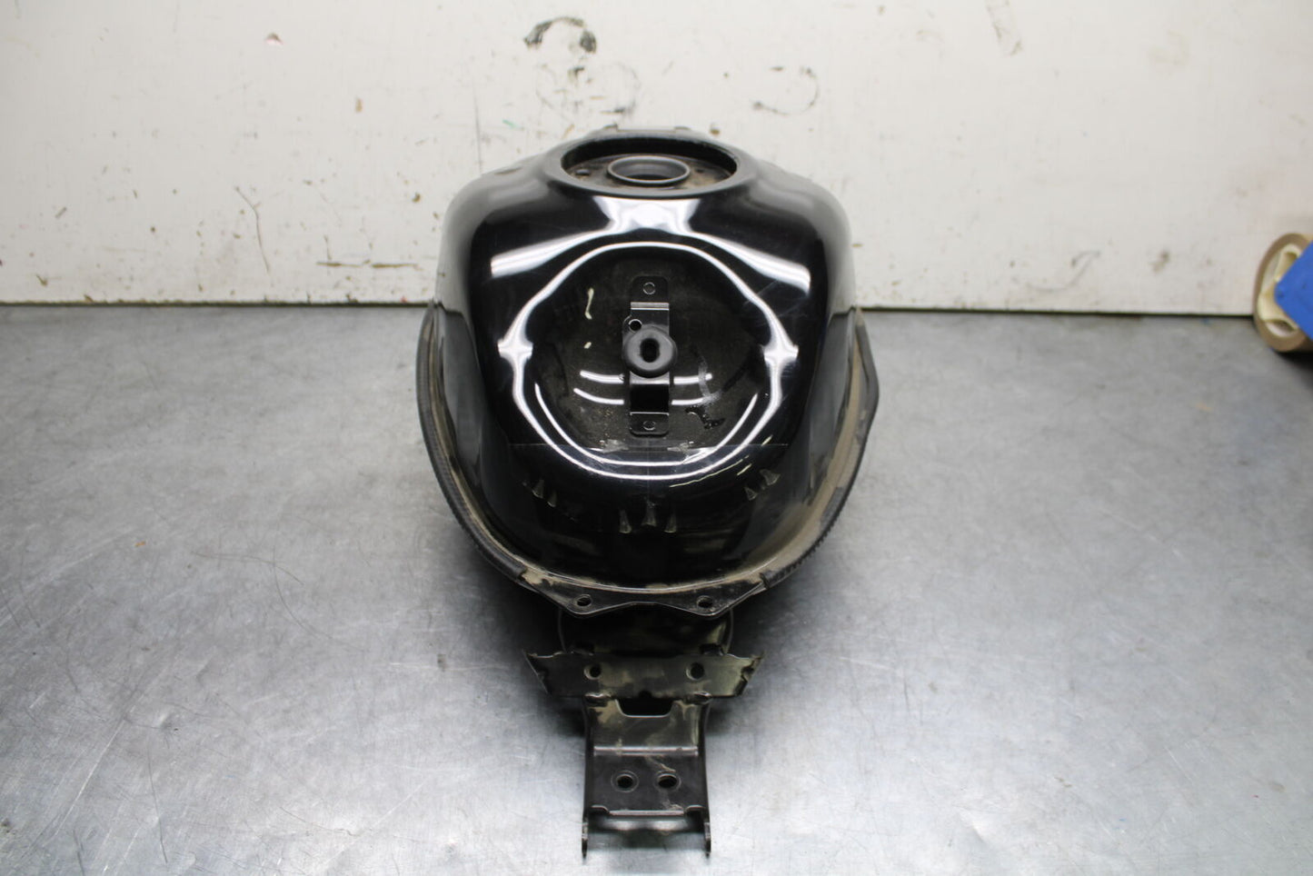 19-24 YAMAHA R3 GAS TANK FUEL CELL PETROL RESERVOIR BB736