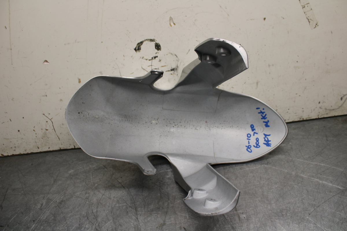 08-10 SUZUKI GSXR 600  AFTERMARKET FRONT WHEEL FENDER COWL FAIRING BB630