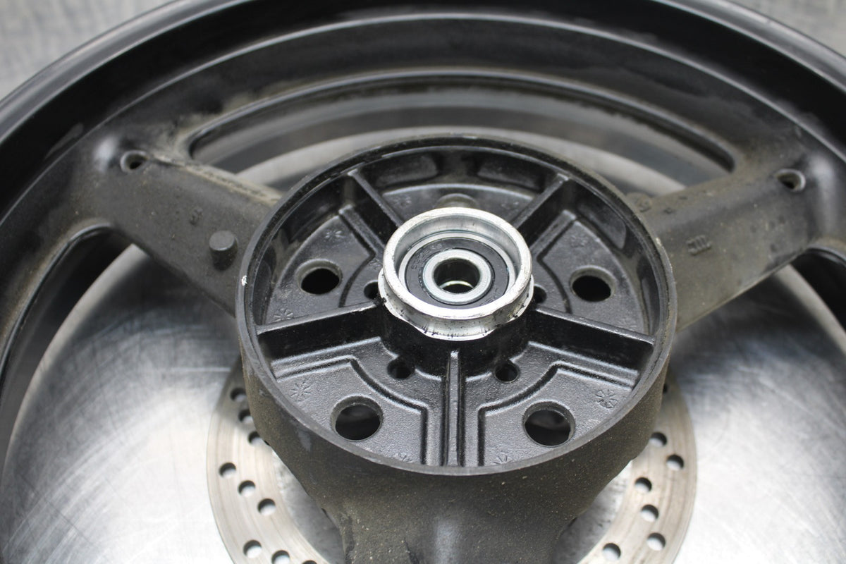 15 SUZUKI GW250F REAR WHEEL BACK RIM & ROTOR BB789