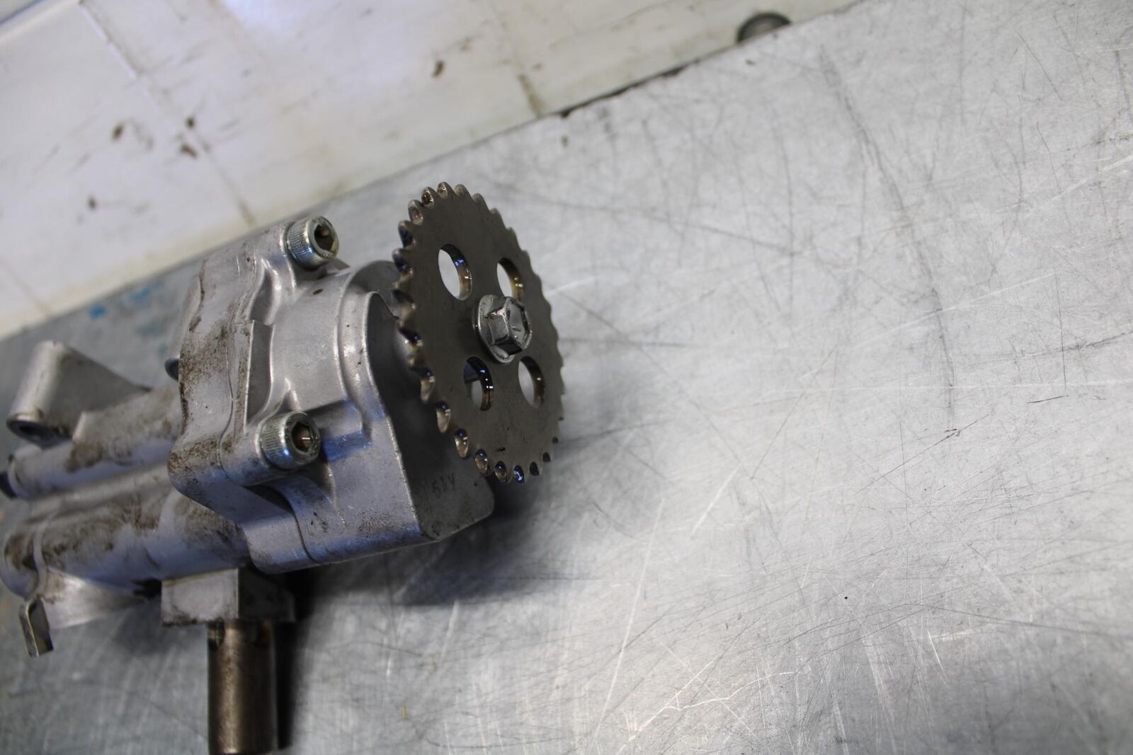 06-07 SUZUKI GSXR600 ENGINE MOTOR OIL PUMP BB447