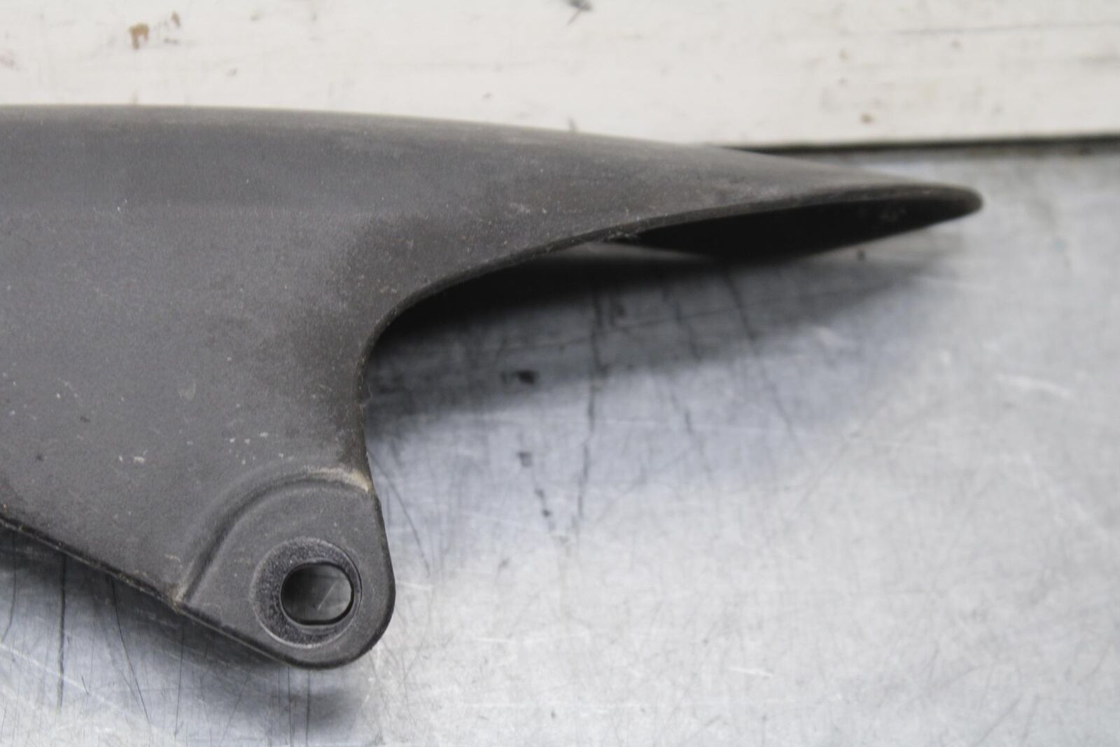 09-12 KAWASAKI NINJA ZX6R REAR BACK DRIVE CHAIN GUARD COVER SHIELD  BB640