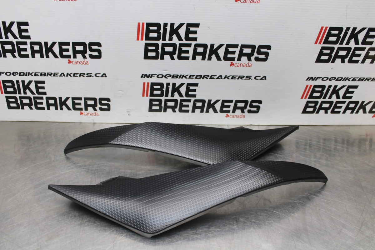 08-16 YAMAHA YZF R6 RIGHT LEFT GAS FUEL TANK PANELS COVERS TRIM SET COWLS  BB856