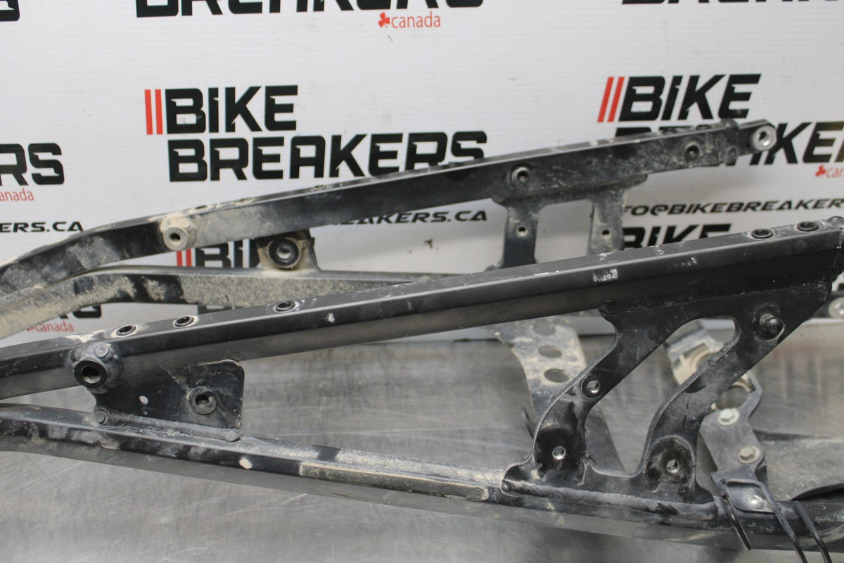 18 YAMAHA SUPER TENERE REAR SUBFRAME BACK SUB FRAME BB832