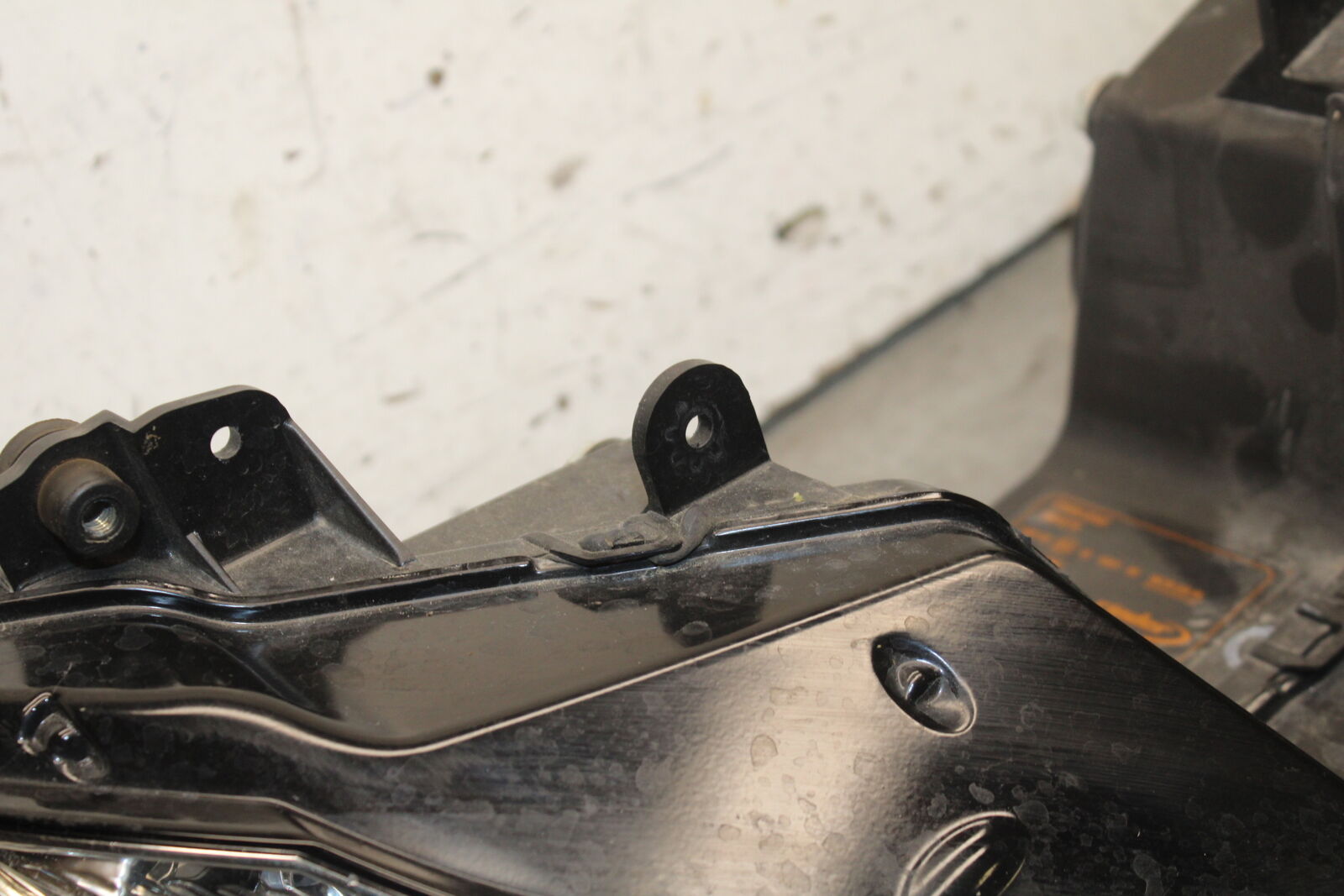 13-18 KAWASAKI NINJA ZX6R FRONT HEADLIGHT HEAD LIGHT LAMP 23007-0185 BB666