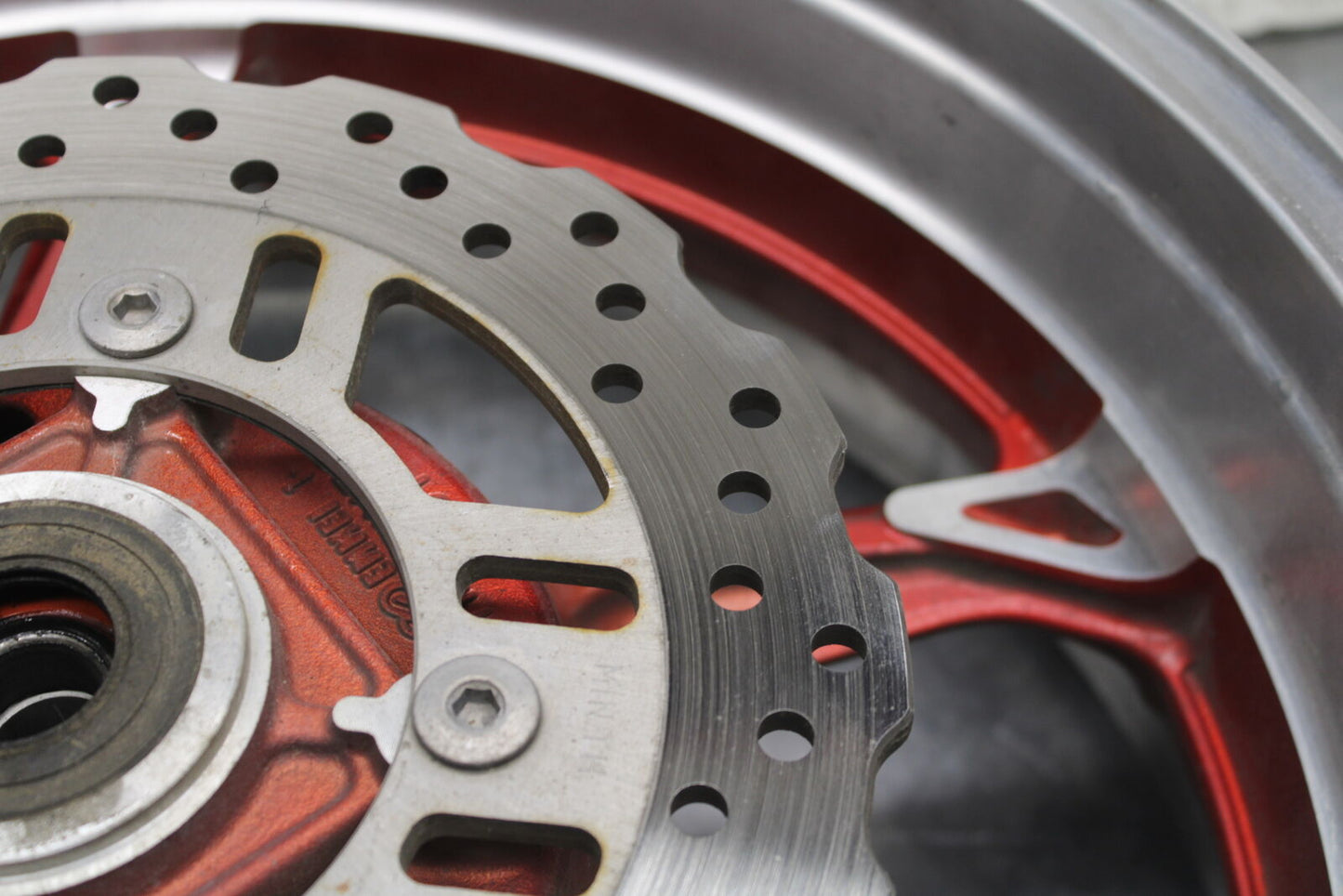 12-13 KAWASAKI Z1000 REAR WHEEL BACK RIM BB743