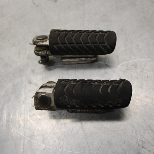 17 KAWASAKI VERSYS_X 300 FRONT FOOT RESTS PEGS STEPS SET PAIR BB504