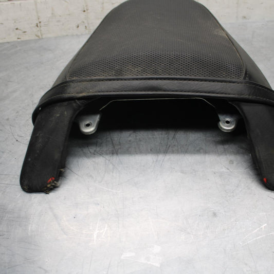 06-09 SUZUKI M109R BOULAVARD REAR BACK PASSENGER SEAT BB501