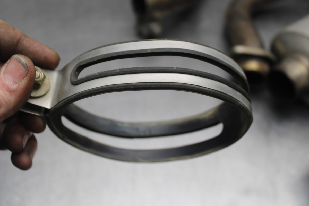 02 DUCATI MONSTER 620 FULL EXHAUST SYSTEM HEADERS PIPE MUFFLER BB851