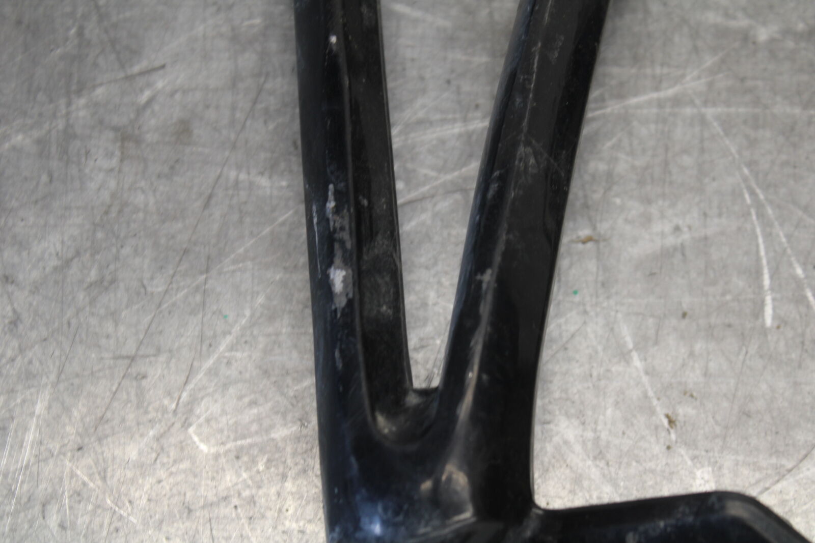 06-07 SUZUKI GSXR 600 REAR BACK PASSENGER PEG SET PAIR BB694