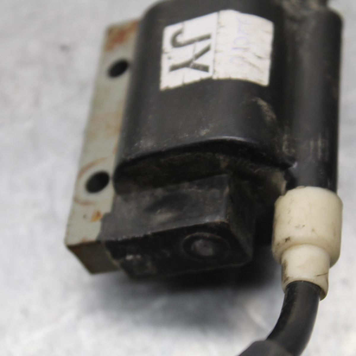 16-24 KTM 390 RC IGNITION COIL SPARK PLUG CAP  BB648