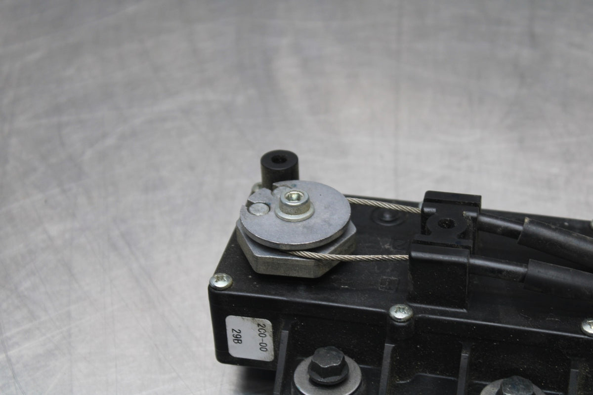 08-16 YAMAHA YZF R6 EXHAUST VALVE SERVO MOTOR BB856