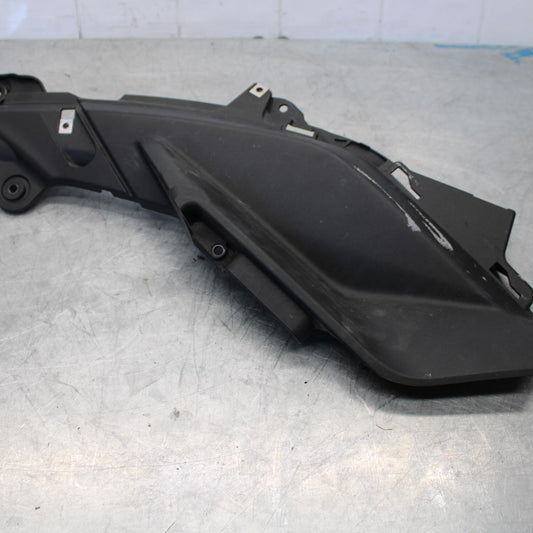 17-18 YAMAHA YZF R3 PLASTIC LEFT INNER FAIRING COWL PANEL TRIM  BB438 