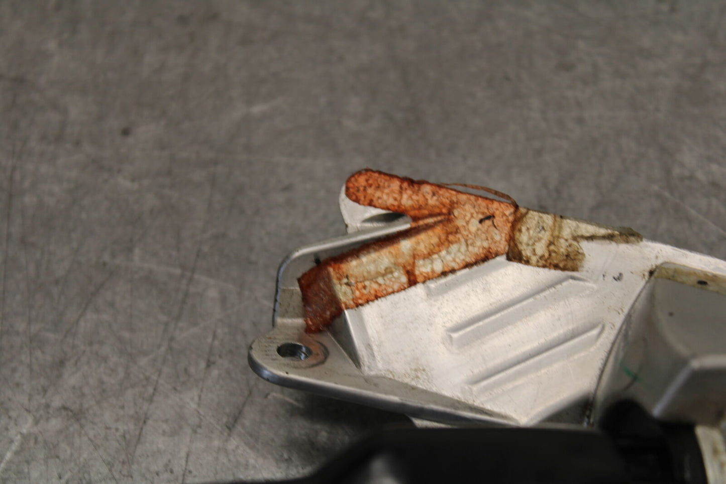 18-23 KAWASAKI NINJA 400 RIGHT FRONT TURN SIGNAL LIGHT INDICATOR BB660