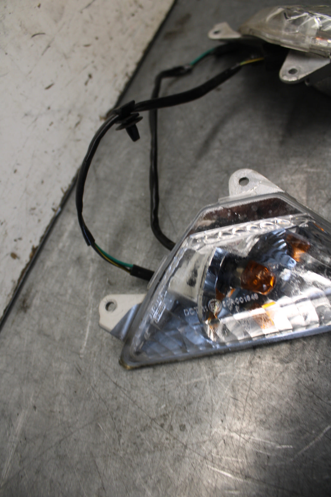 13-18 KAWASAKI NINJA ZX6R FRONT LEFT RIGHT TURN SIGNALS LIGHT INDICATORS BB682