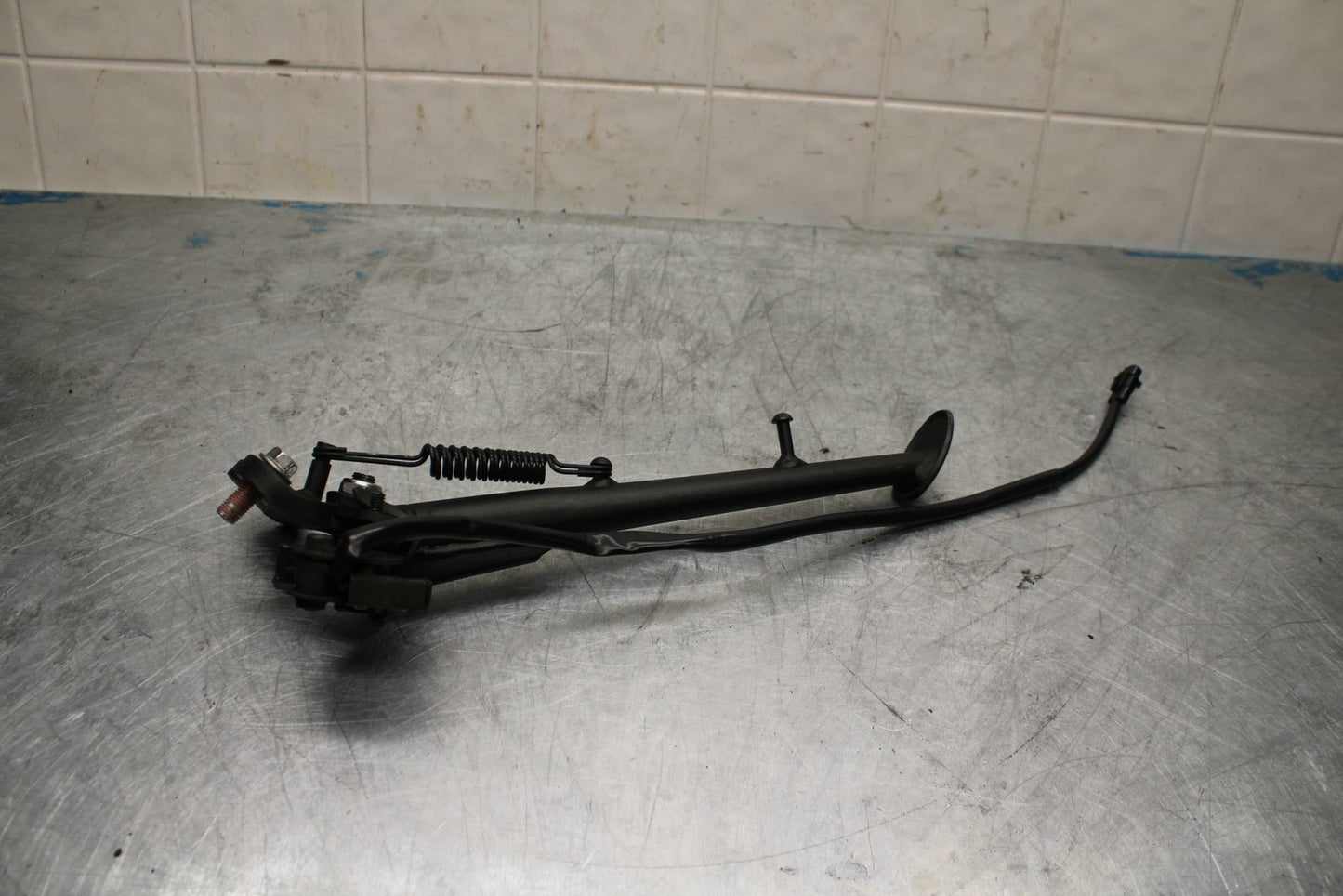 10-13 KAWASAKI Z1000 KICKSTAND SIDE KICK STAND  BB421