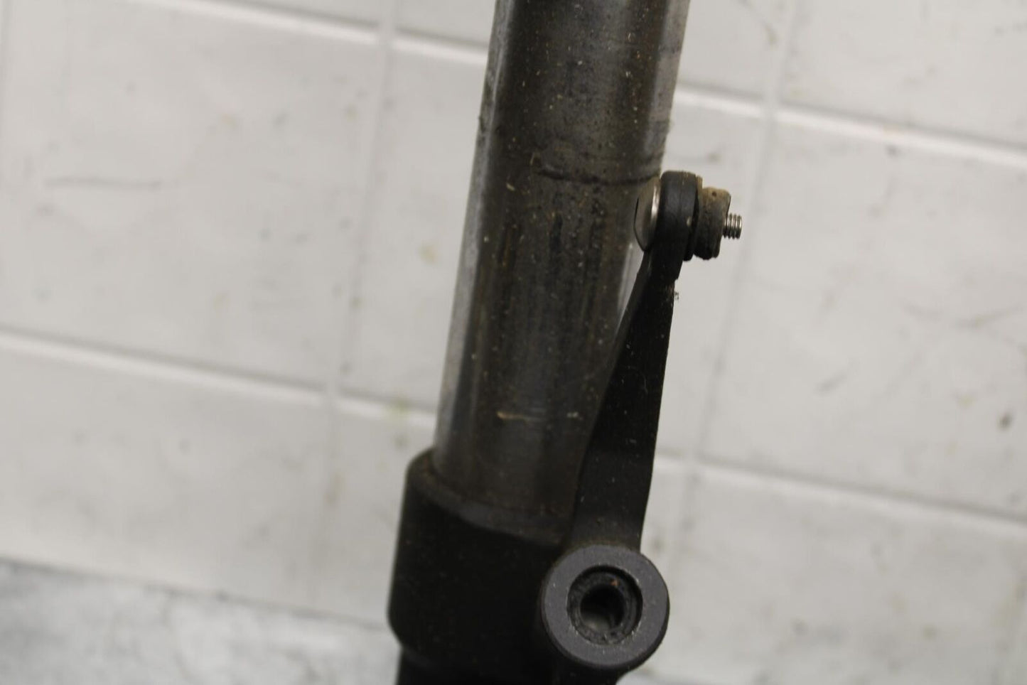 2007 Yamaha YZF R6S COMPLETE FRONT END FORKS SUSPENSION TRIPLE TREE BB594