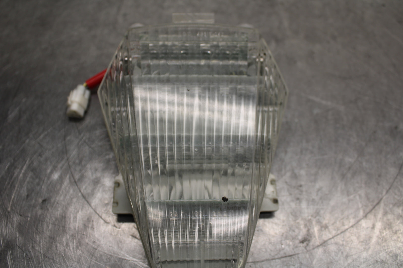08-16 YAMAHA YZF R6 REAR TAIL TAILLIGHT BACK BRAKE LIGHT BB131