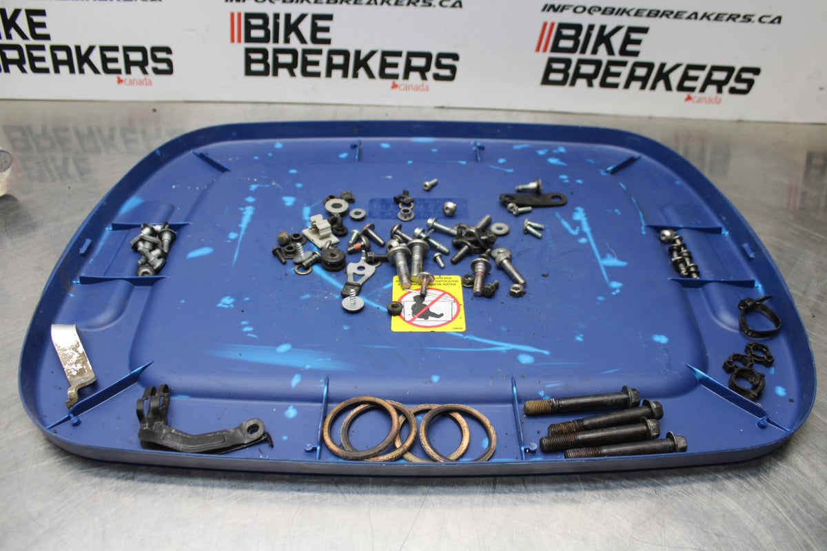 15-17 YAMAHA YZF R1 MOUNTING BOLTS HARDWARE MOTOR SCREWS BB190